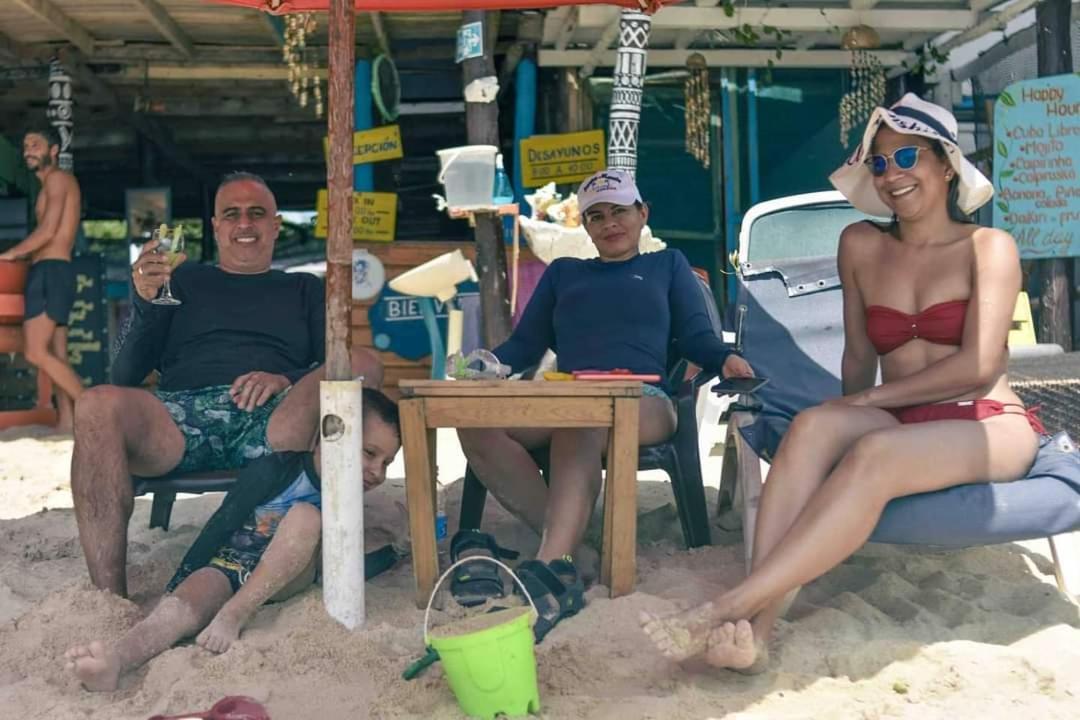 Zulu Hostal Плая-Бланка Экстерьер фото
